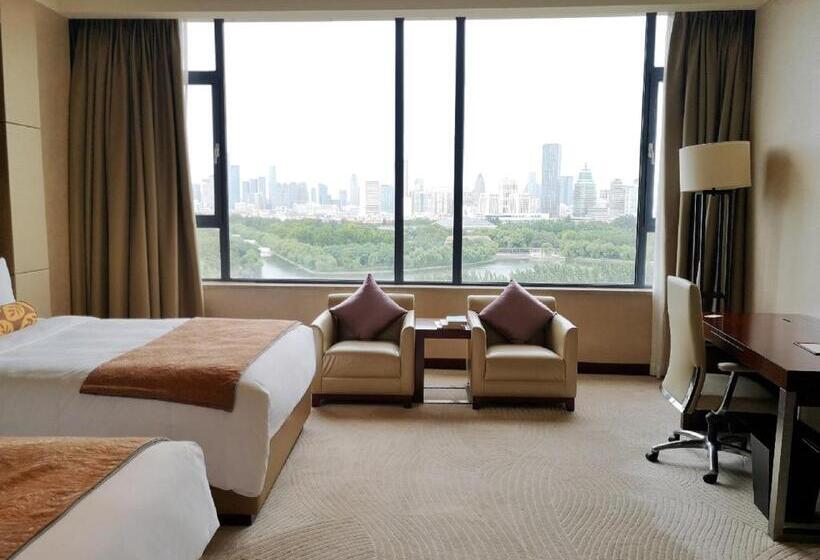 Номер Премиум Вид на Озеро, Renaissance Tianjin Lakeview