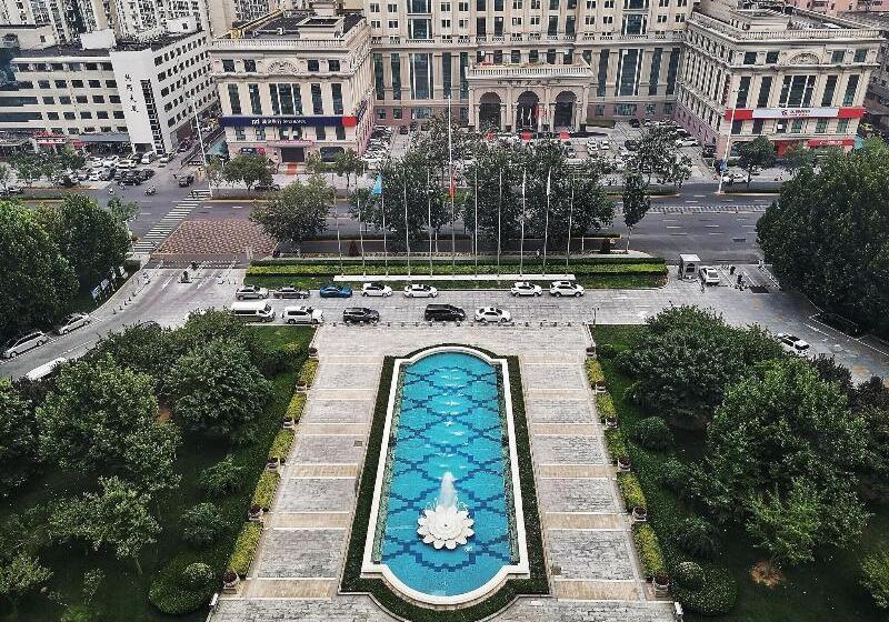 Номер Deluxe Кровать Кинг, Renaissance Tianjin Lakeview