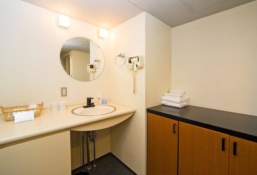 Люкс, The Residential Suites Fukuoka