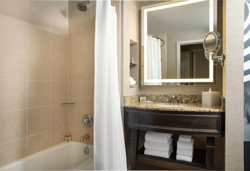 Номер Executive, Renaissance Tampa International Plaza
