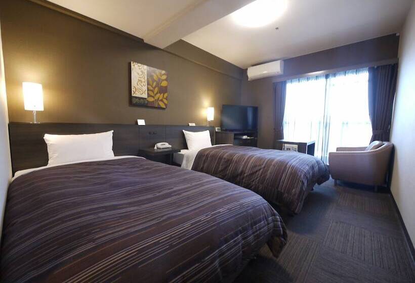Номер Deluxe, Route Inn Kumamoto Ekimae