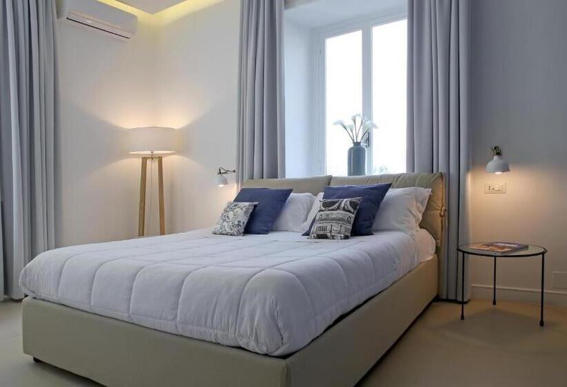 اتاق لوکس, Starhost   Petit B&b
