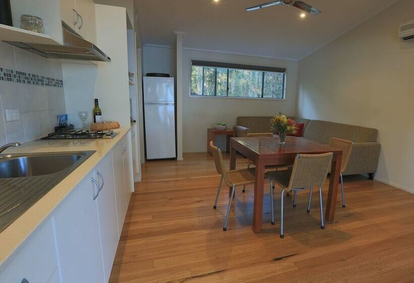 Вилла 2 Спальни, Nrma Myall Shores Holiday Park