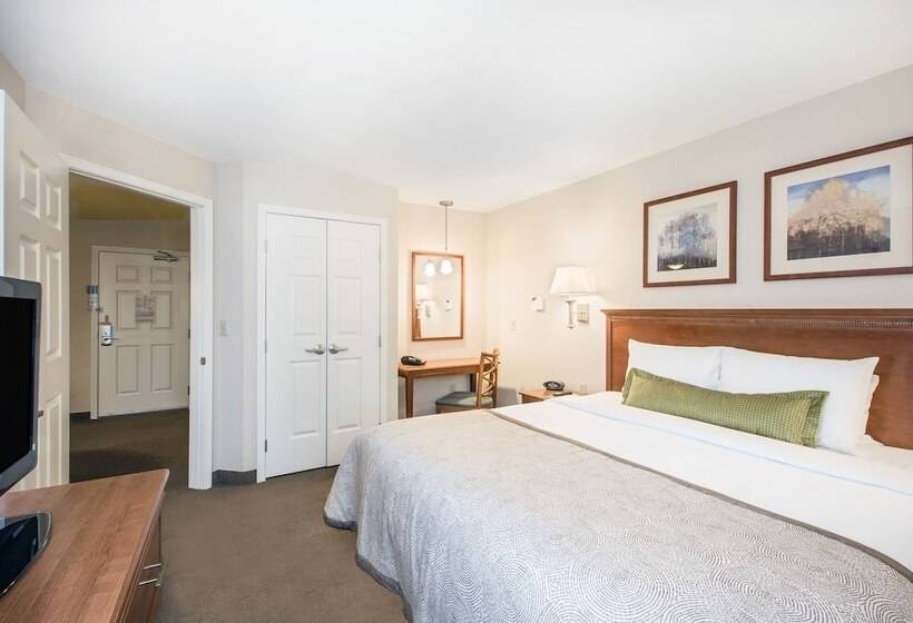 Люкс, Candlewood Suites Pittsburgh Cranberry, An Ihg