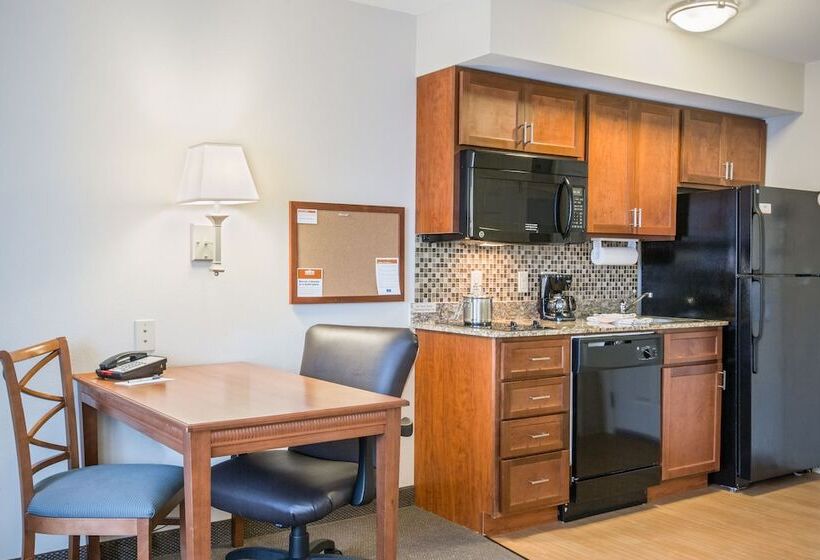 Студия Стандарт, Candlewood Suites Pittsburgh Cranberry, An Ihg
