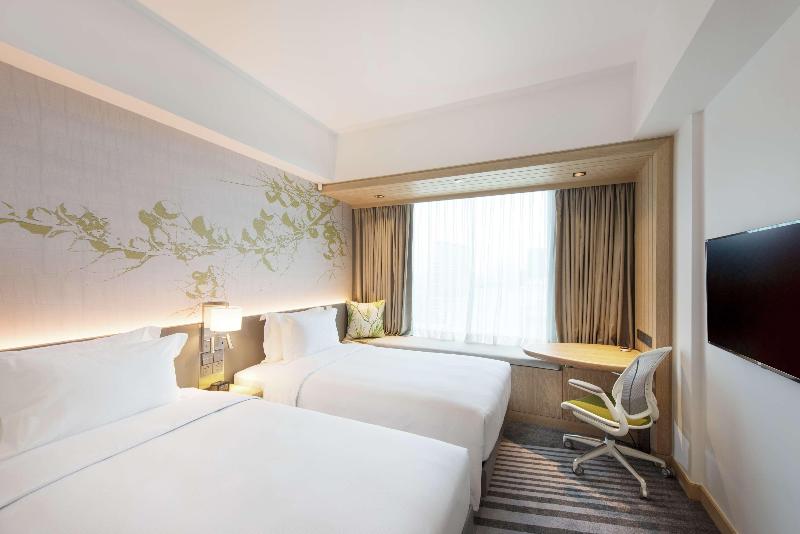 Standard Room, Hilton Garden Inn Singapore Serangoon