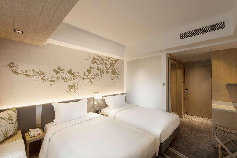 Deluxe Room, Hilton Garden Inn Singapore Serangoon