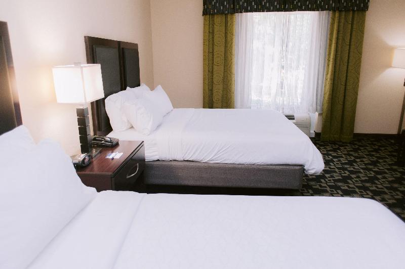 Люкс, Holiday Inn Express Hotel Raleigh Southwest, An Ihg