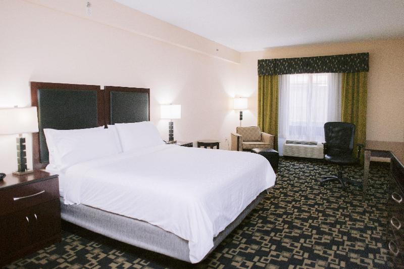 Стандартный Номер Кровать Кинг, Holiday Inn Express Hotel Raleigh Southwest, An Ihg