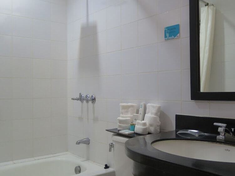 스위트, Microtel By Wyndham Davao