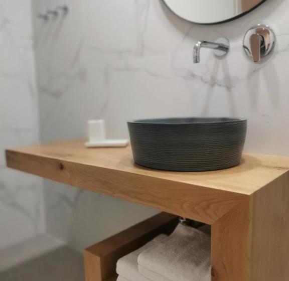 Полулюкс, Melissa Apartments, Studios & Suites