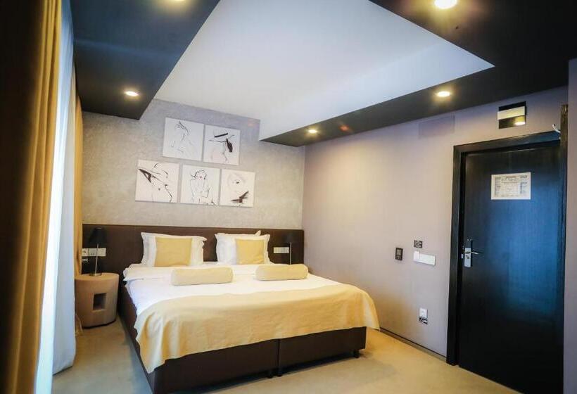 Quarto Deluxe com Sacada, Royal Boutique Hotel Poiana Brasov