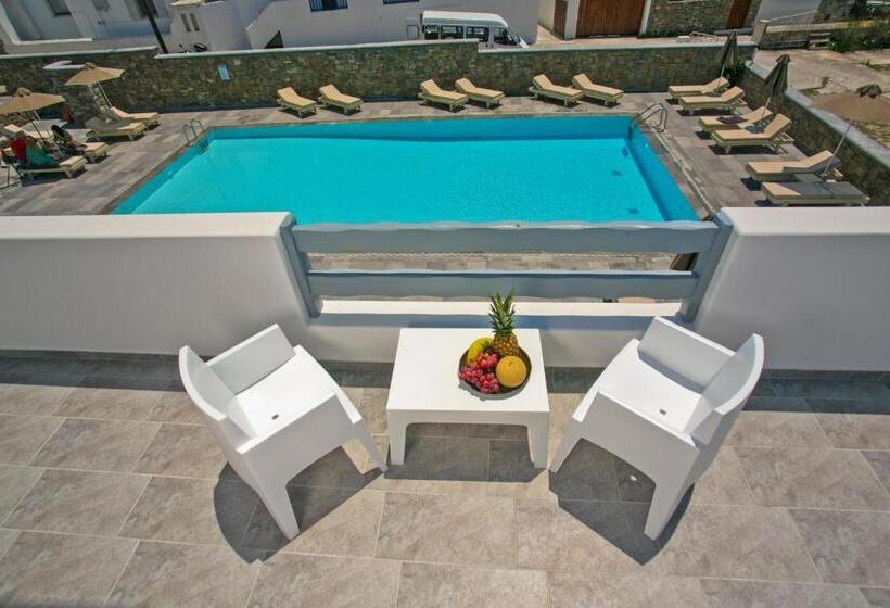 Номер Deluxe Вид на Бассейн, Annamaria Mykonos