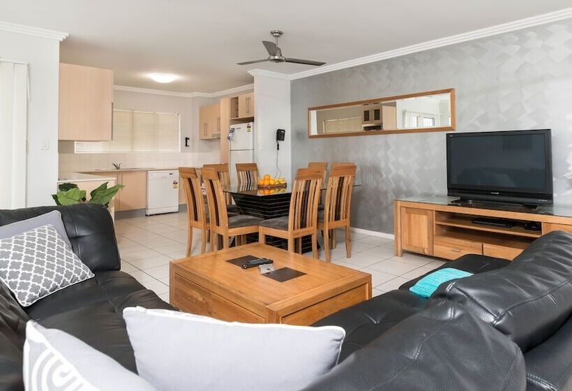 Apartamento 3 Dormitórios, Cairns City Apartments