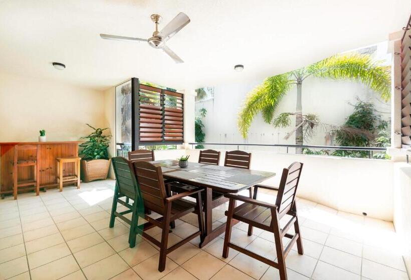 Apartamento 3 Dormitórios, Cairns City Apartments