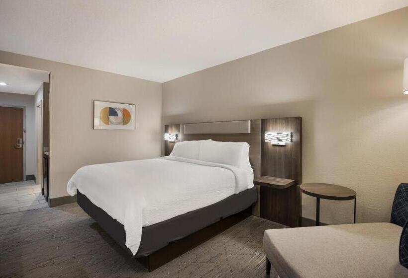 Стандартный Номер Кровать Кинг, Holiday Inn Express Hotel & Suites Perry, An Ihg