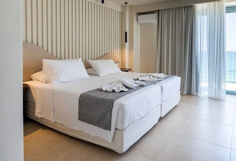Люкс Executive Вид на Море, Alia Beach Hotel By Estia