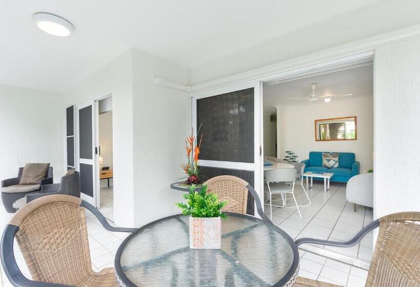 Апартаменты 1 Спальня с Балконом, Garrick House