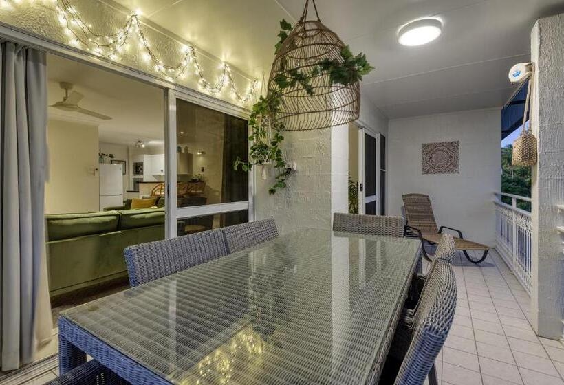 Апартаменты 2 Спальни с Балконом, Garrick House