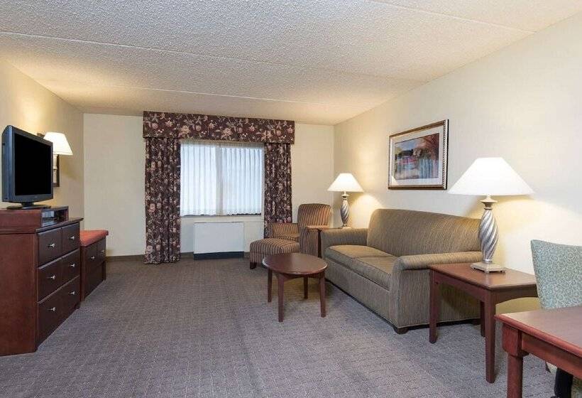 스위트, Hampton Inn Schenectady Downtown