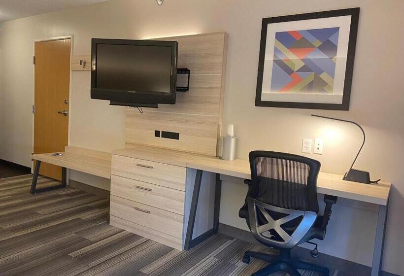 Номер Стандарт, Holiday Inn Express Hotel & Suites Logansport, An Ihg