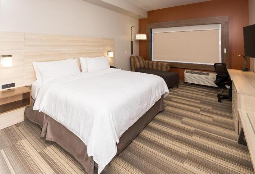 Номер Стандарт Кровать Кинг Адаптированный для Инвалидов, Holiday Inn Express Hotel & Suites Logansport, An Ihg