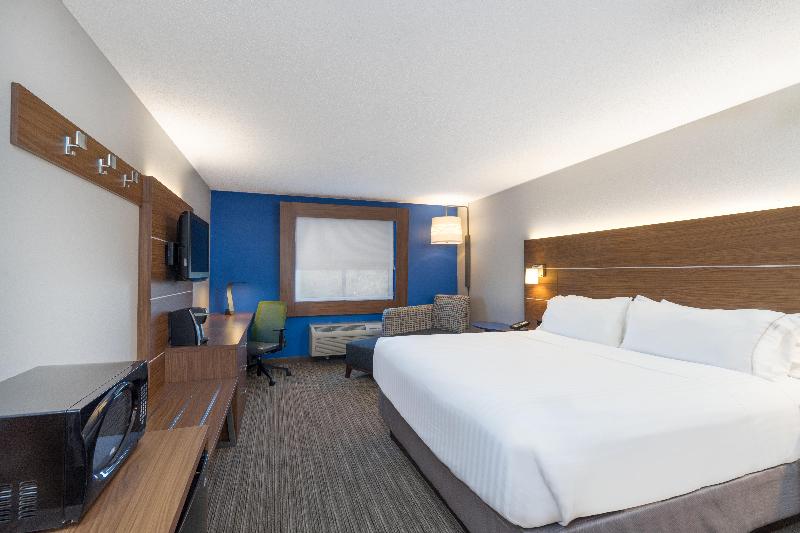 Номер Executive Кровать Кинг, Holiday Inn Express Hotel Howe / Sturgis, An Ihg