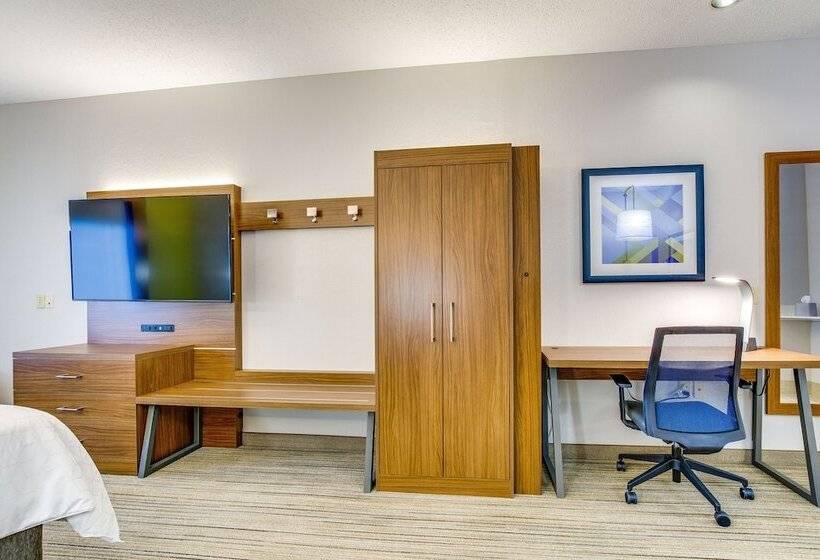 Люкс, Holiday Inn Express Vincennes By Ihg