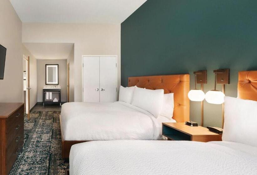 침실 2개 스위트, Four Points By Sheraton Raleigh Arena