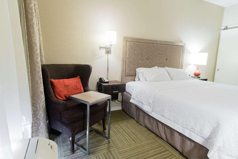 Номер Стандарт Адаптированный для Инвалидов, Holiday Inn Express And Suites Helena, An Ihg