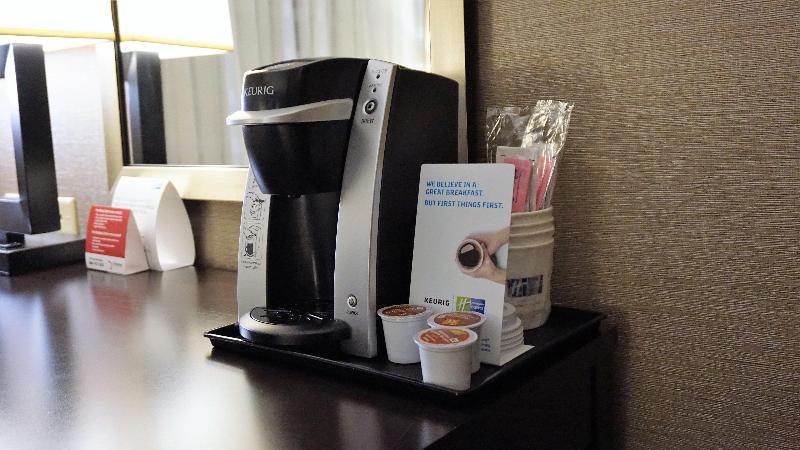 带大床的标准间, Holiday Inn Express & Suites Gibson, An Ihg