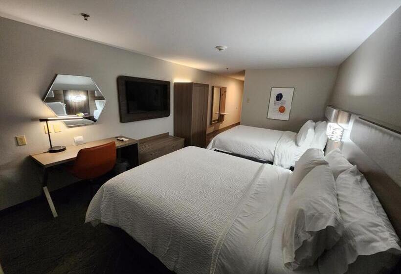 Номер Стандарт, Holiday Inn Express & Suites Perry, An Ihg