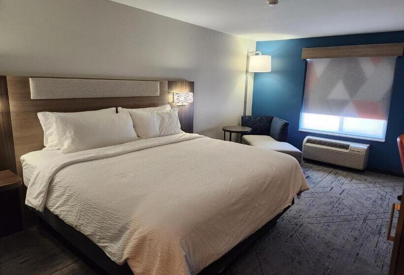 Номер Стандарт Кровать Кинг Адаптированный для Инвалидов, Holiday Inn Express & Suites Perry, An Ihg