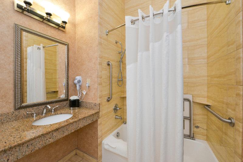 Стандартный Номер Кровать Кинг, Holiday Inn Express Hotel & Suites Royse City   Rockwallrockwall   Royse City, An Ihg