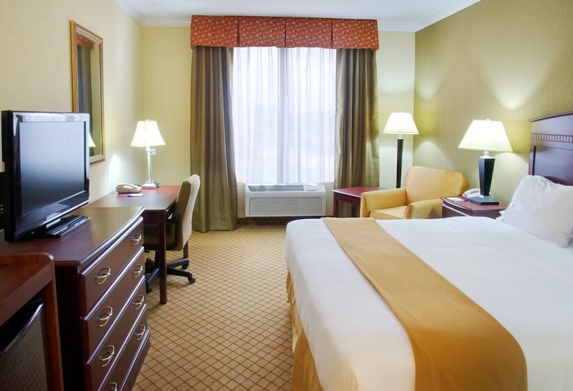 Номер Стандарт, Holiday Inn Express Hotel & Suites Winnie, An Ihg