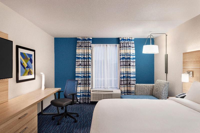 Стандартный Номер Кровать Кинг, Holiday Inn Express Dumfries Quantico, An Ihg