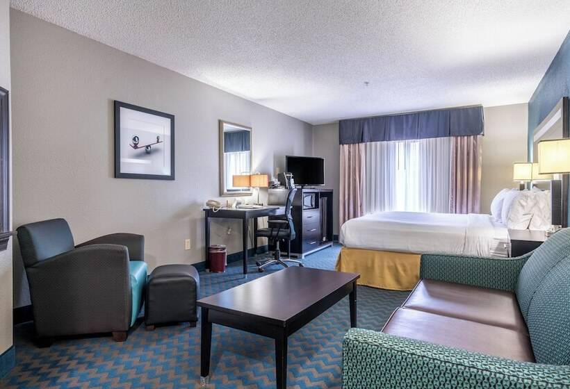 스위트, Holiday Inn Express & Suites Roanoke Rapids Se By Ihg