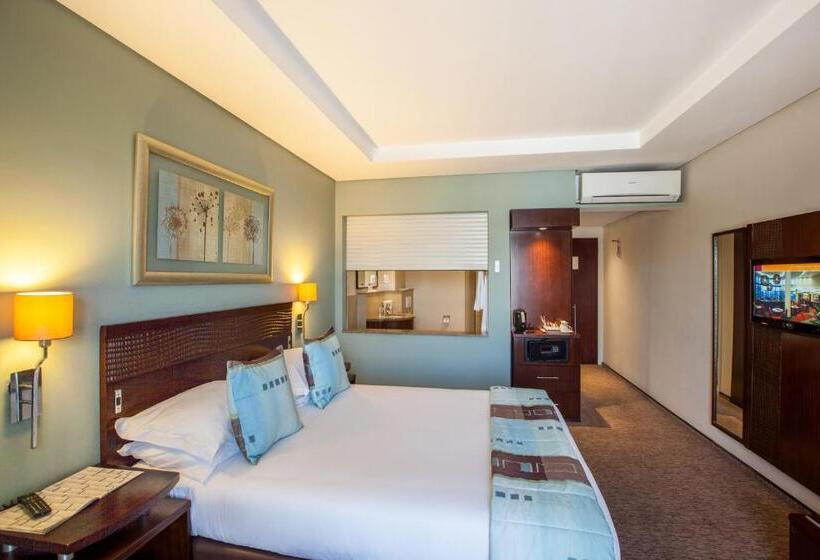 Номер Стандарт, City Lodge Hotel Lynnwood
