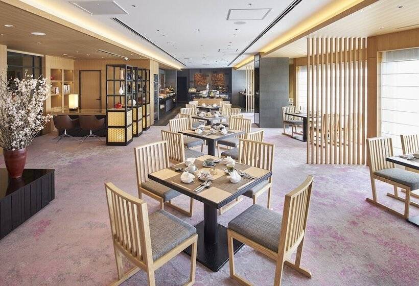 Люкс, Gajoen Tokyo