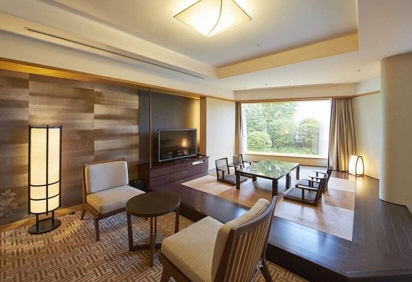 Номер Стандарт, Gajoen Tokyo
