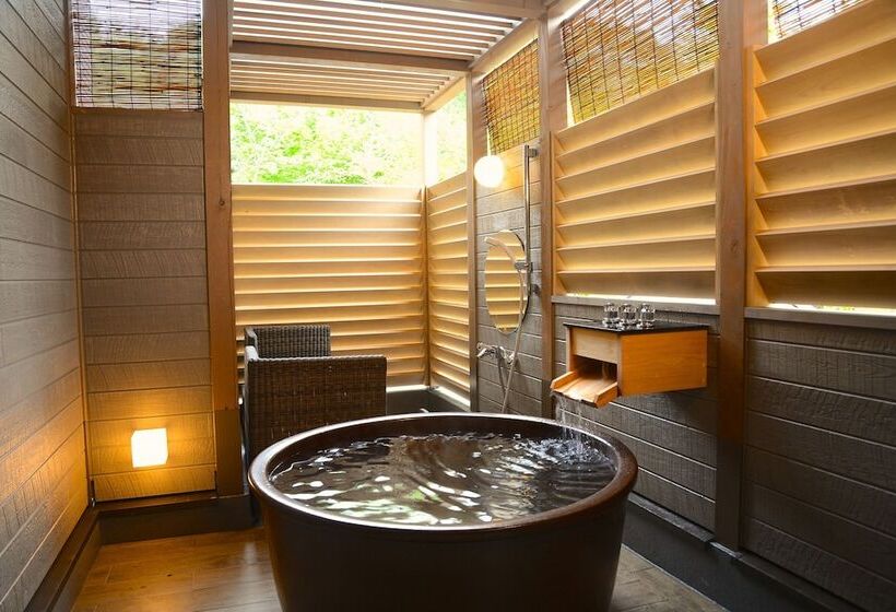 اتاق لوکس, Karuizawakurabu Hotel 1130 Hewitt Resort