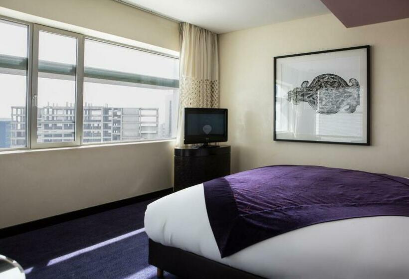 اتاق سوپریور با تخت بزرگ, Sofitel Casablanca Tour Blanche