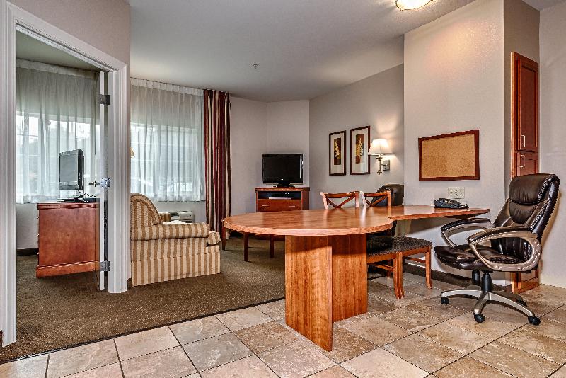 Люкс Адаптированный для Инвалидов, Candlewood Suites Oak Harbor, An Ihg