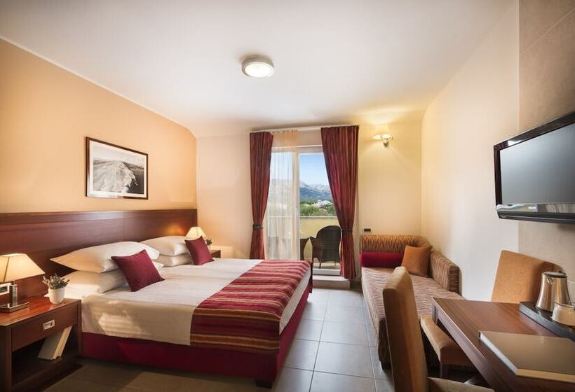 수피리어 트리플 룸, Valamar Atrium Residence