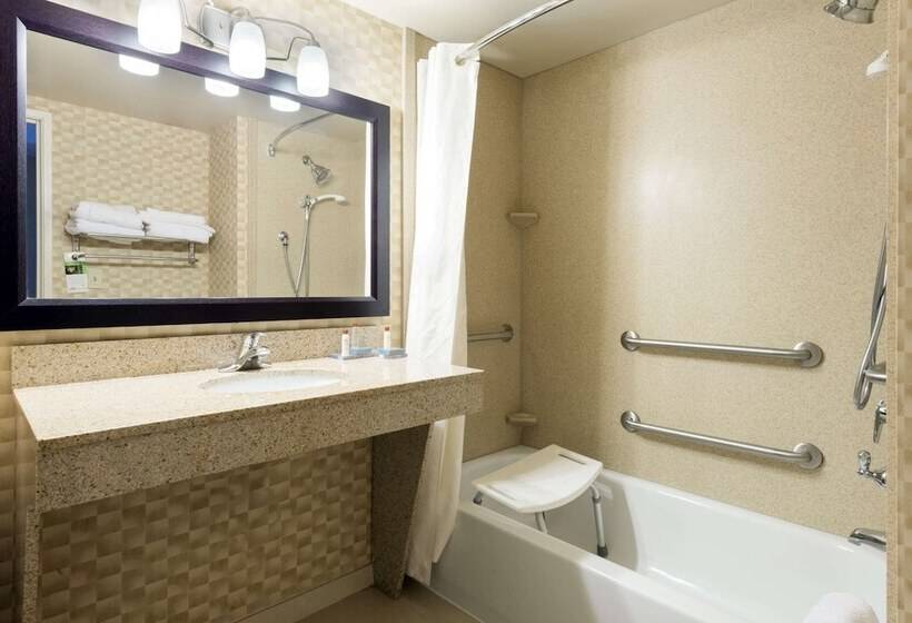 Номер Стандарт Адаптированный для Инвалидов, Wingate By Wyndham Erlanger   Florence   Cincinnati South