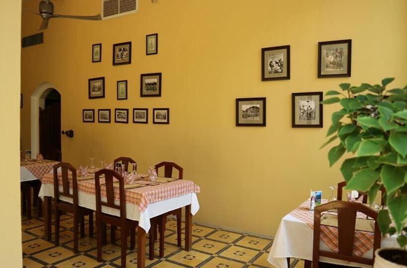 Четырехместный Номер Стандарт, La Villa