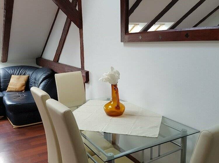 آپارتمان لوکس 1 خوابه, Taban Hostel Zagreb   Hostel