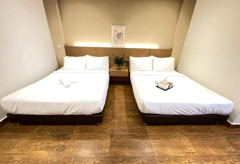 اتاق لوکس خانوادگی, Swing & Pillows   Kl Sri Petaling