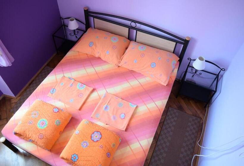 اتاق اکونومی, Old Town Hostel Split