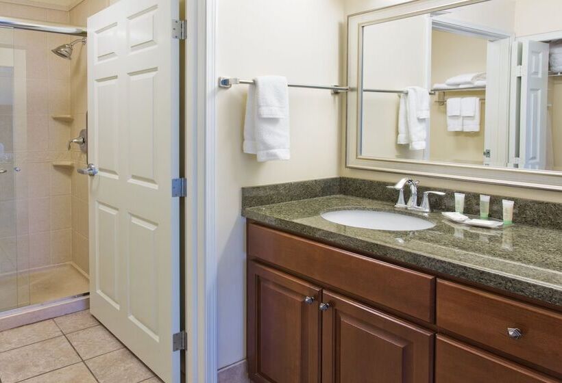 带2个卧室的套房, Staybridge Suites Everett   Paine Field, An Ihg